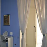 Casa Round