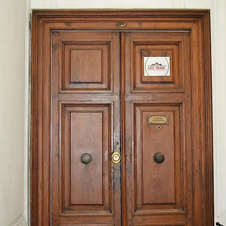 Casa Round * Νάπολη